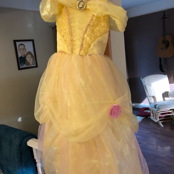 Belle Costume - Picture 3 of 3